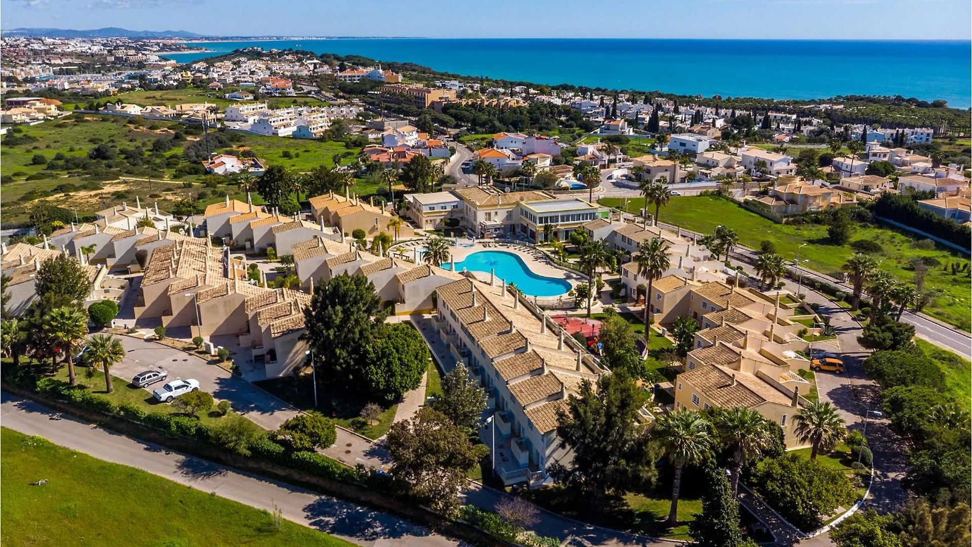Ponta Grande Resort - Villa Dourada Albufeira