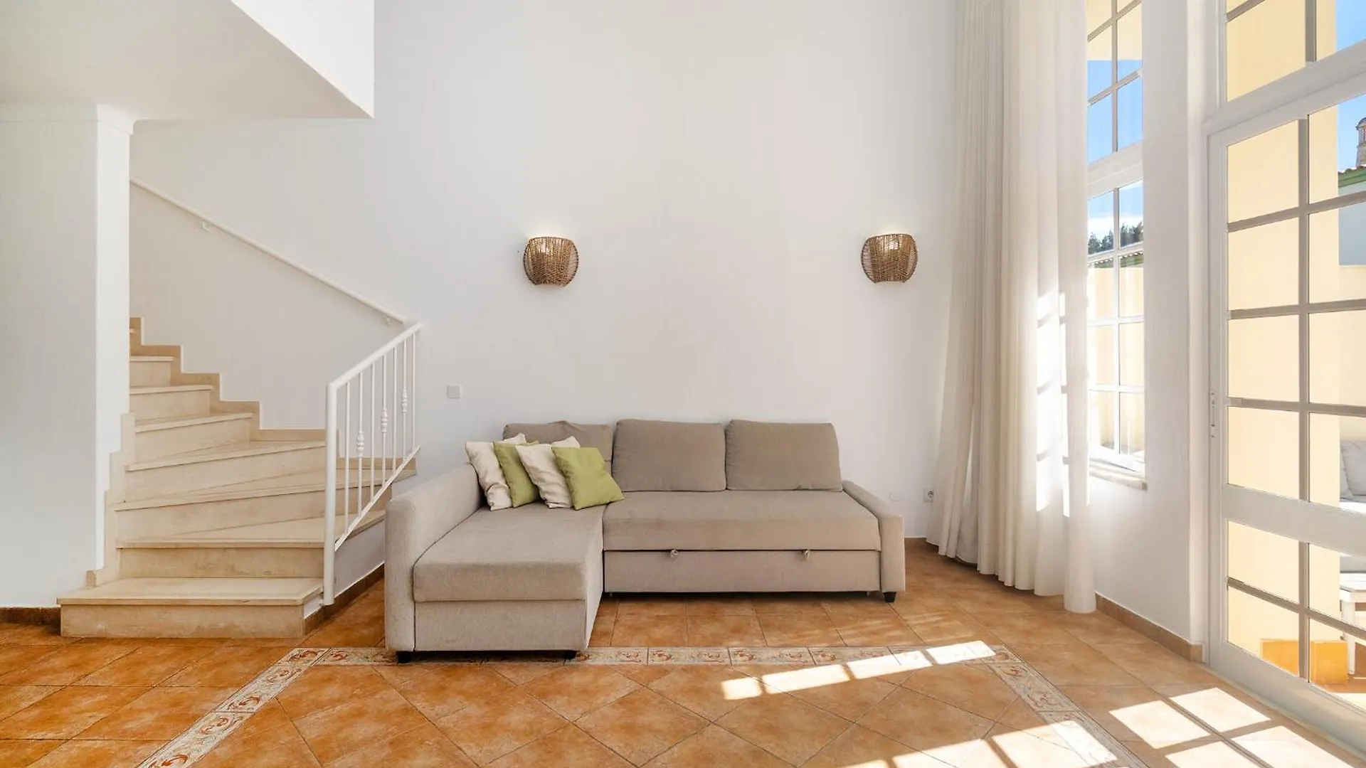 Ponta Grande Resort - Villa Dourada Albufeira