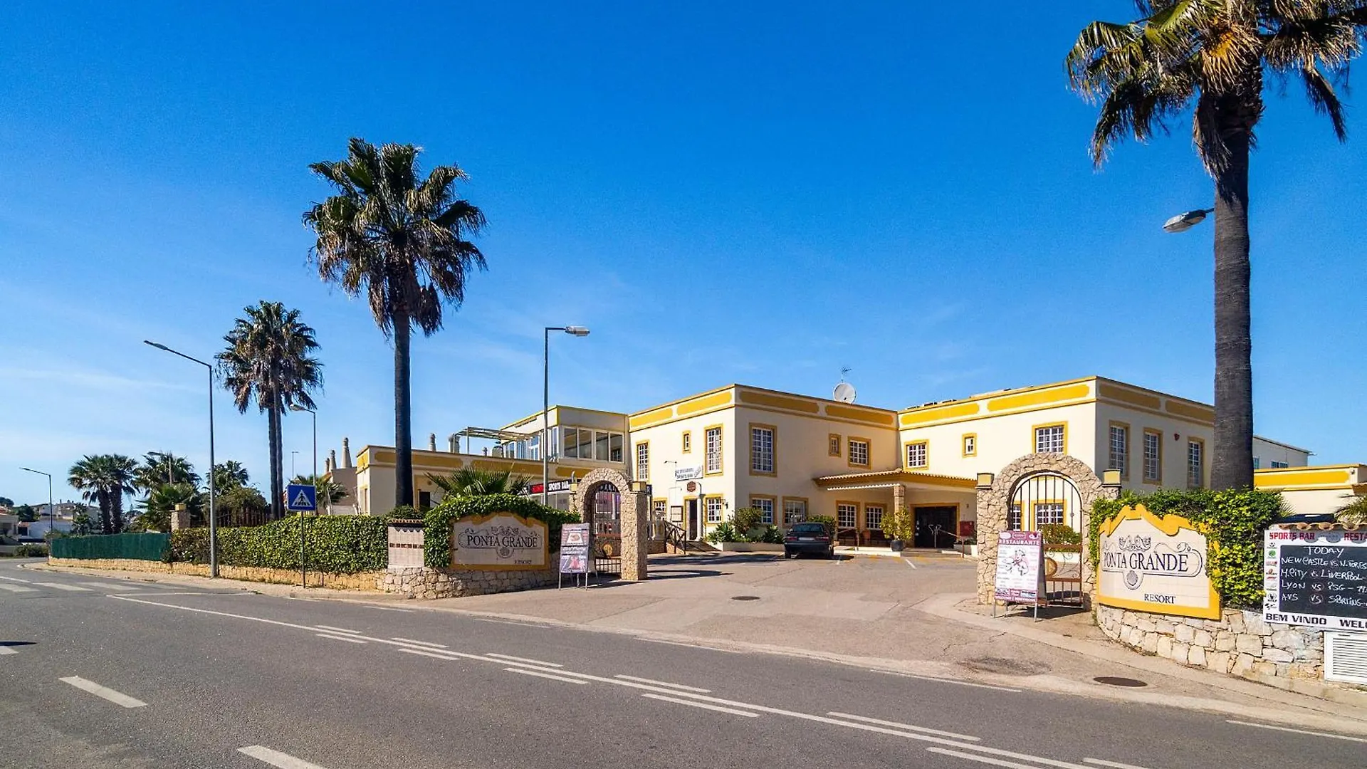 Ponta Grande Resort - Villa Dourada 阿尔布费拉 0*,  葡萄牙